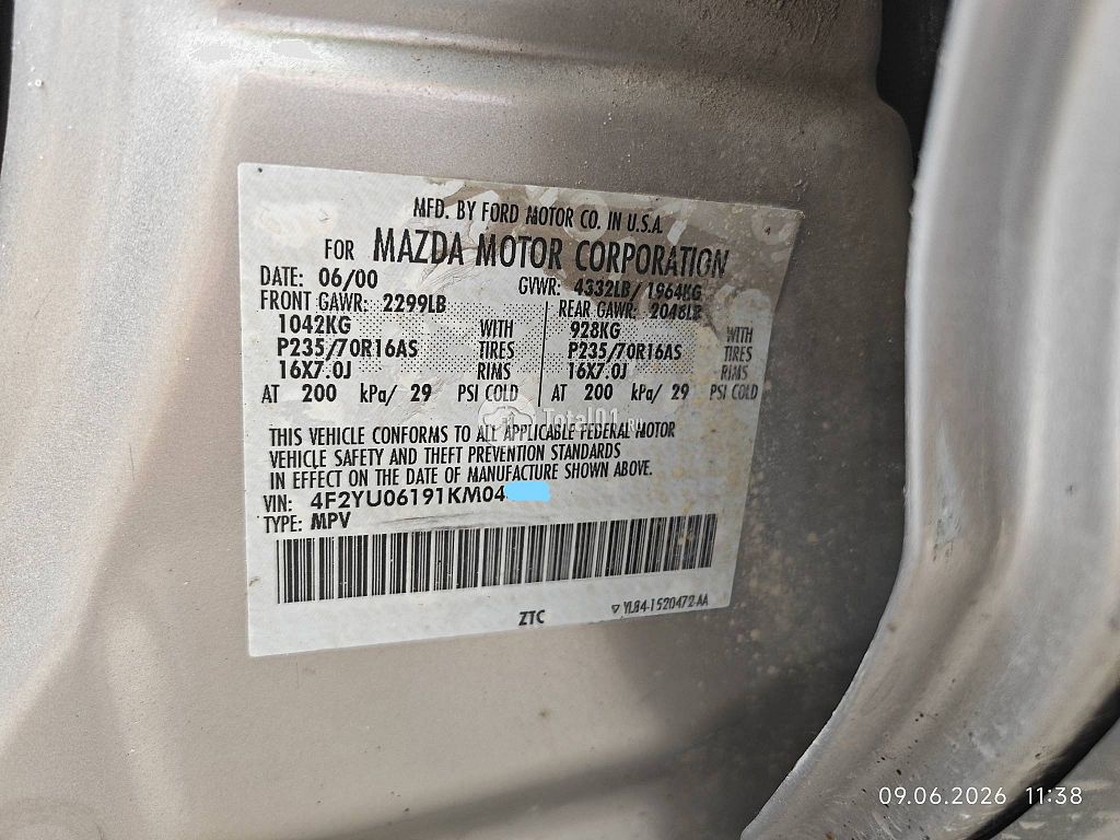 Фото Mazda Tribute 76