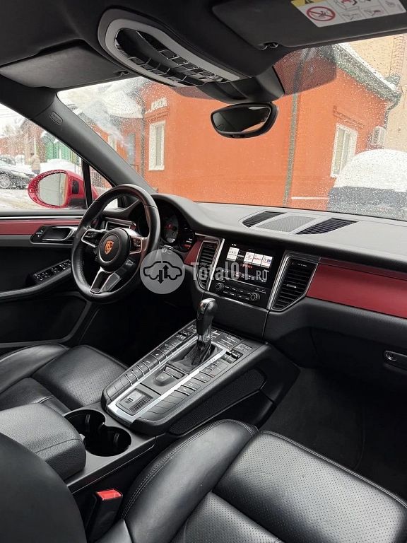 Фото Porsche Macan 10
