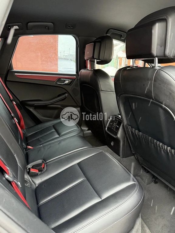 Фото Porsche Macan 16