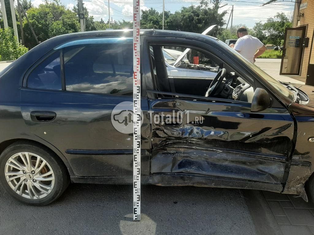 Фото Hyundai Accent 16