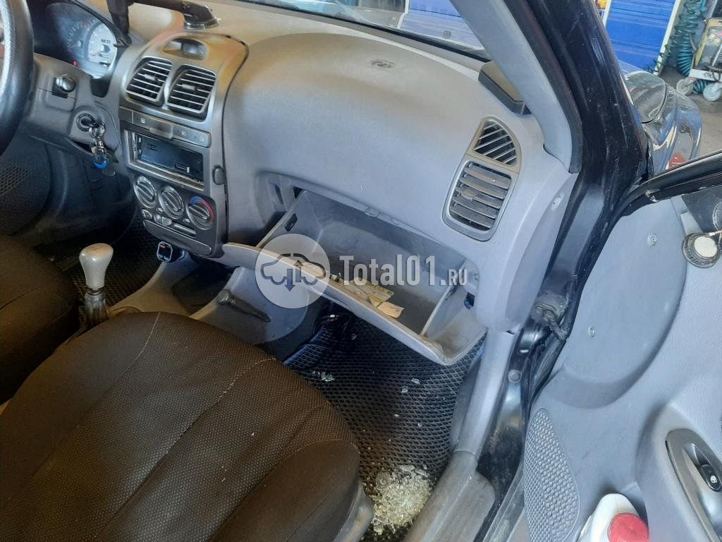Фото Hyundai Accent 64