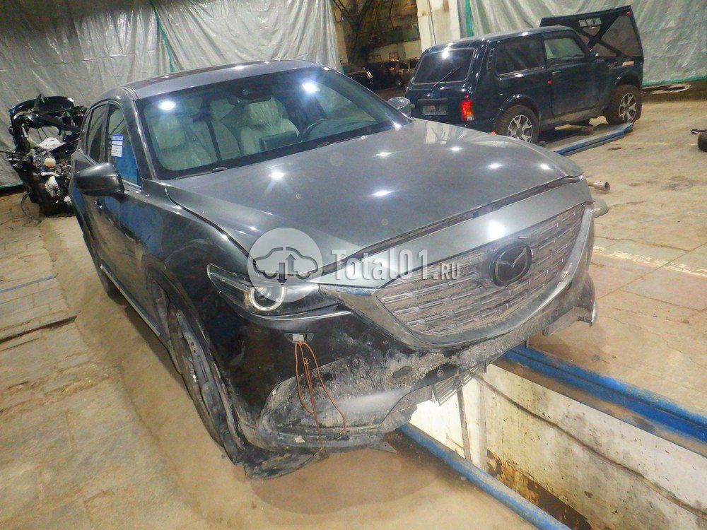 Фото Mazda CX-9 16