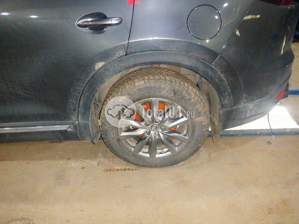 Фото Mazda CX-9 26