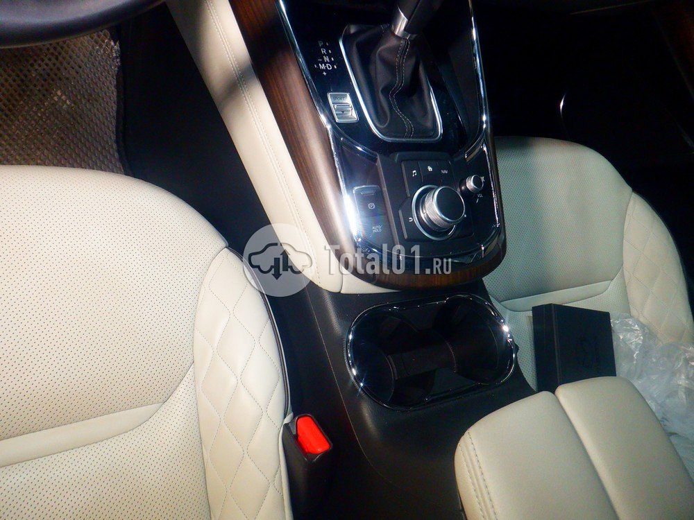 Фото Mazda CX-9 114