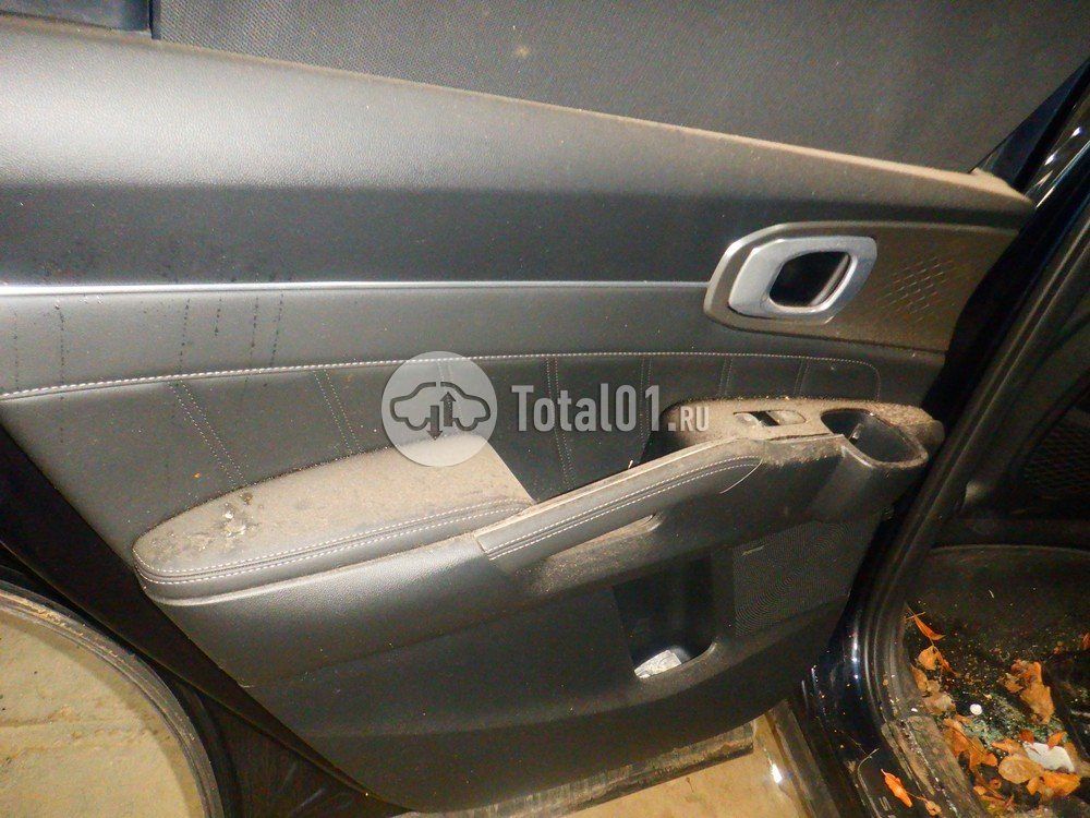 Фото KIA Sorento 48