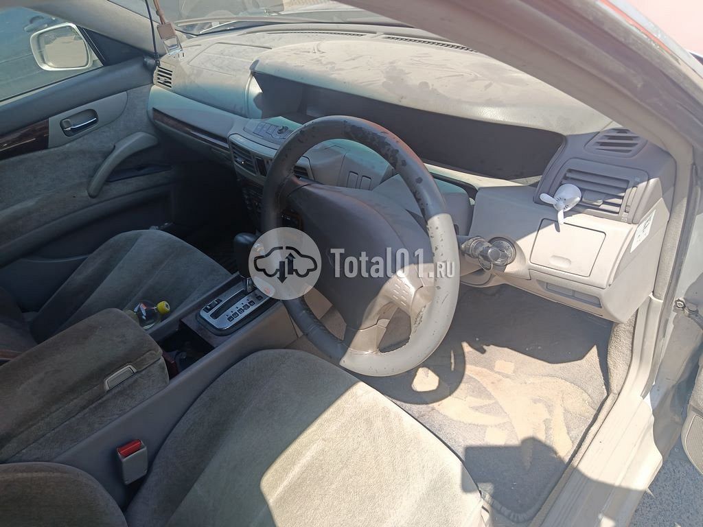 Фото Nissan Cedric 24