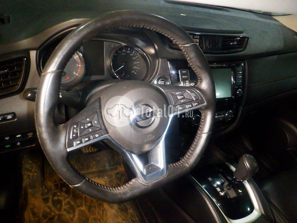 Фото Nissan X-Trail 90