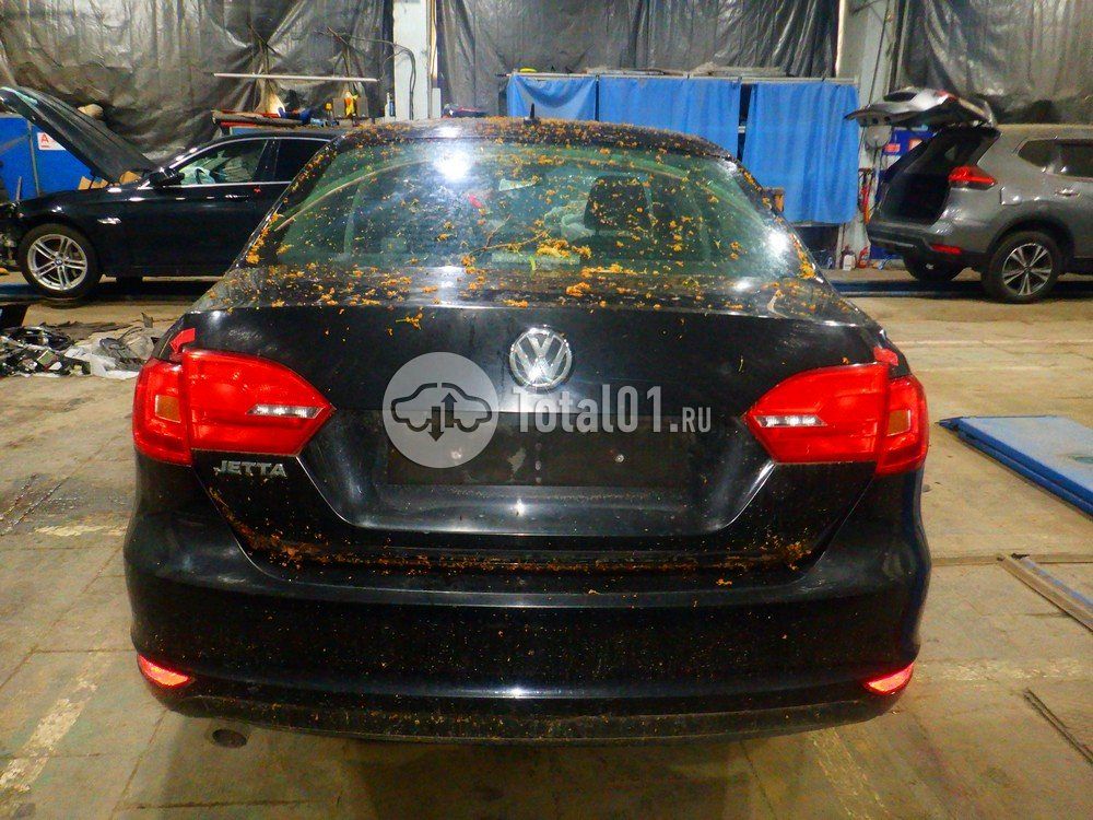 Фото Volkswagen Jetta 12