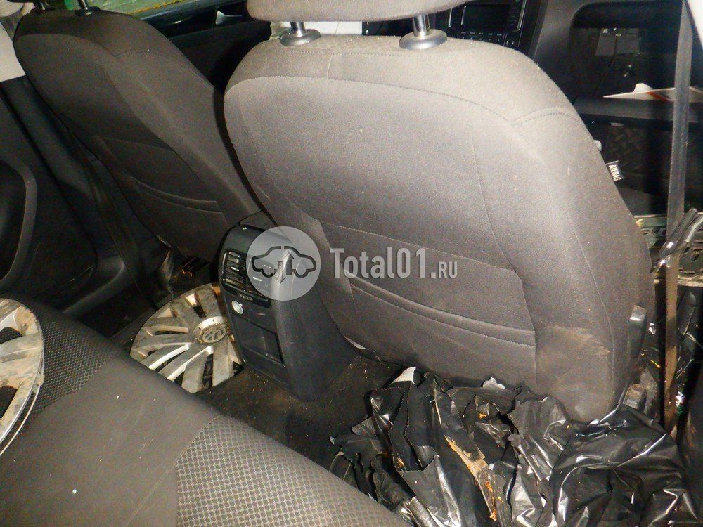Фото Volkswagen Jetta 44