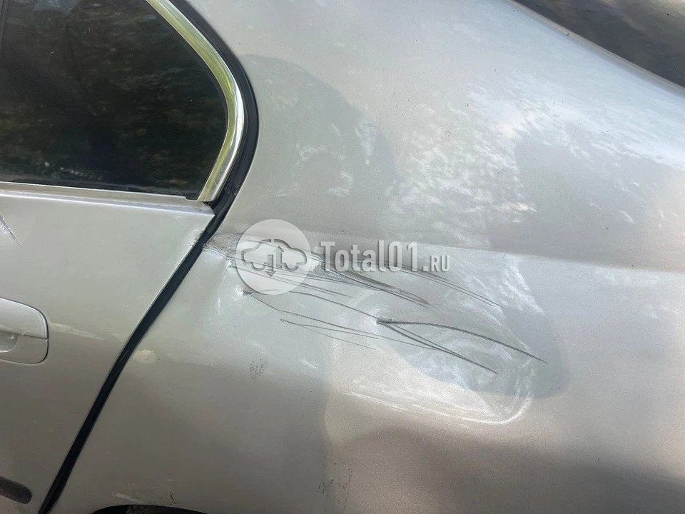 Фото Peugeot 607 16