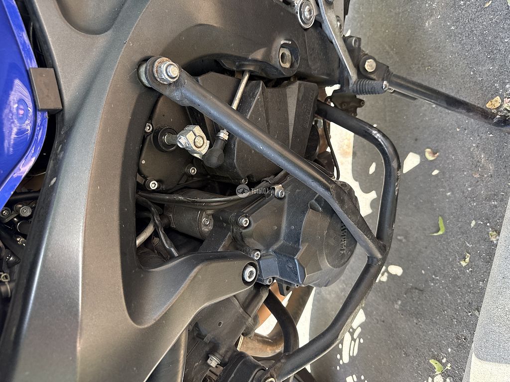 Фото Yamaha FZ-1 8