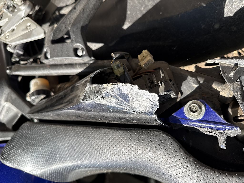 Фото Yamaha FZ-1 26
