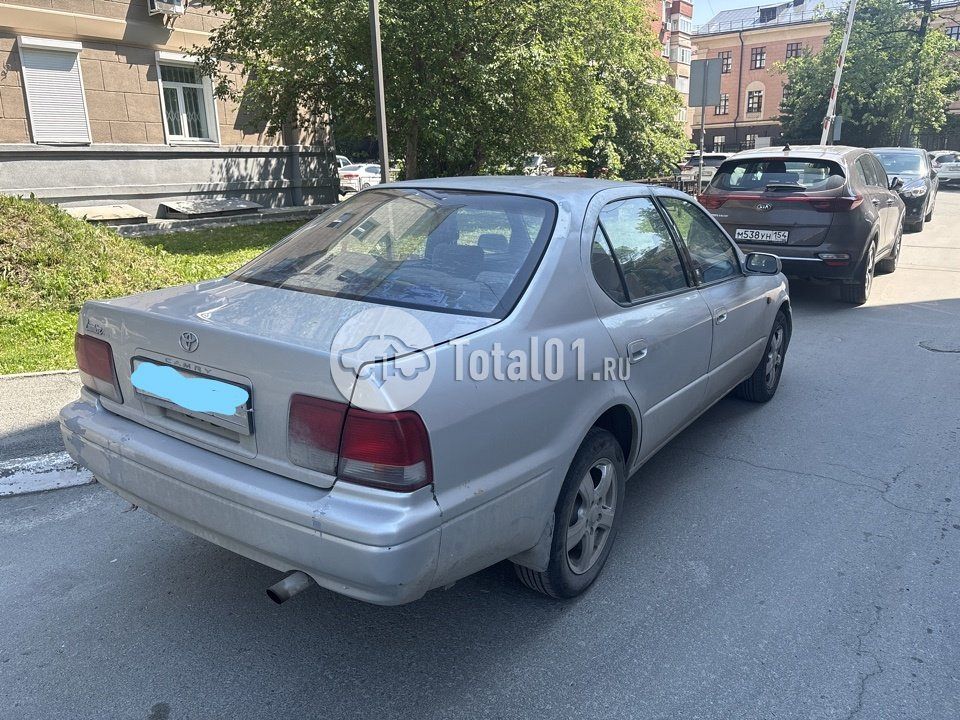 Фото Toyota Camry 60