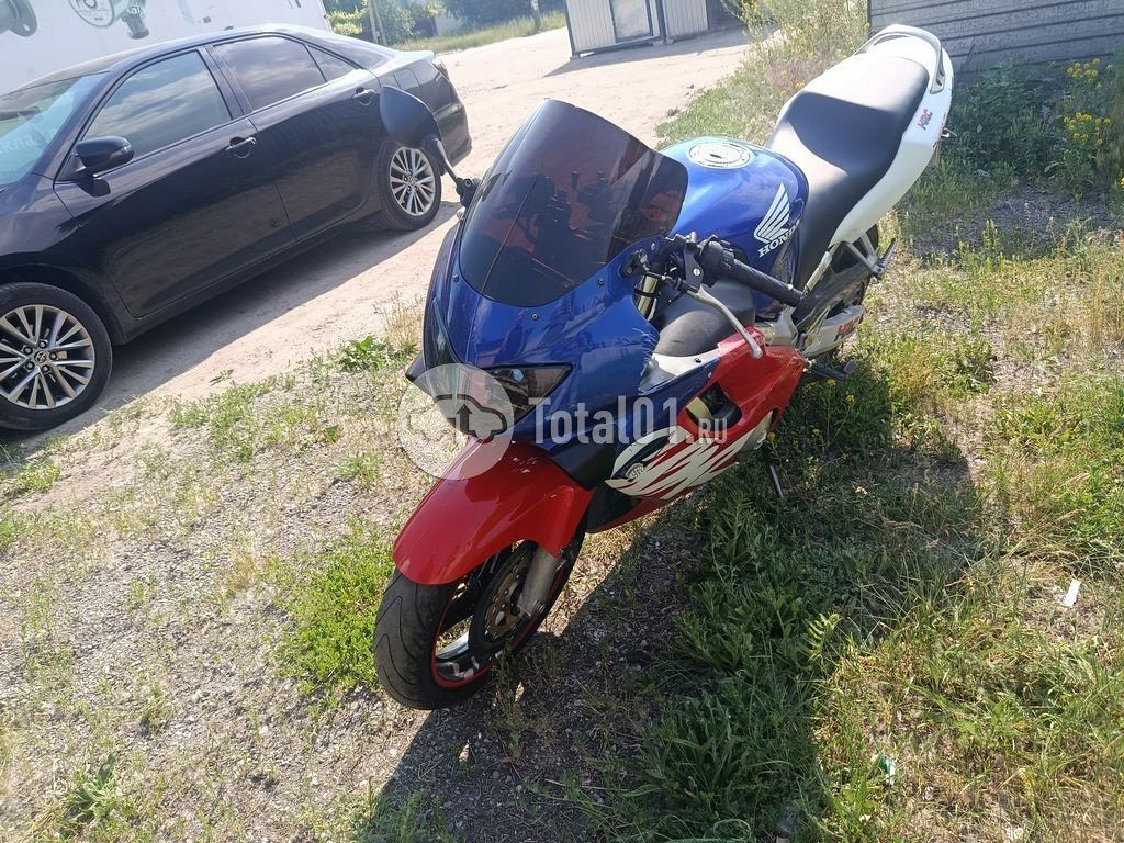 Фото Honda CBR600F 4