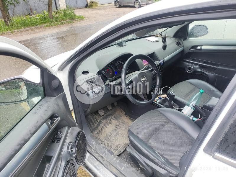 Фото Opel Astra 16