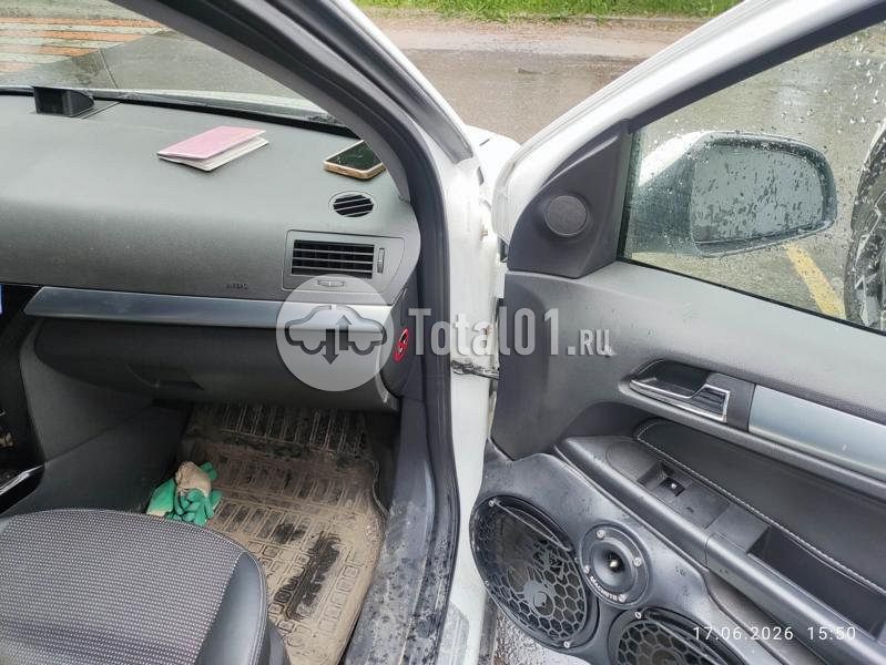 Фото Opel Astra 22