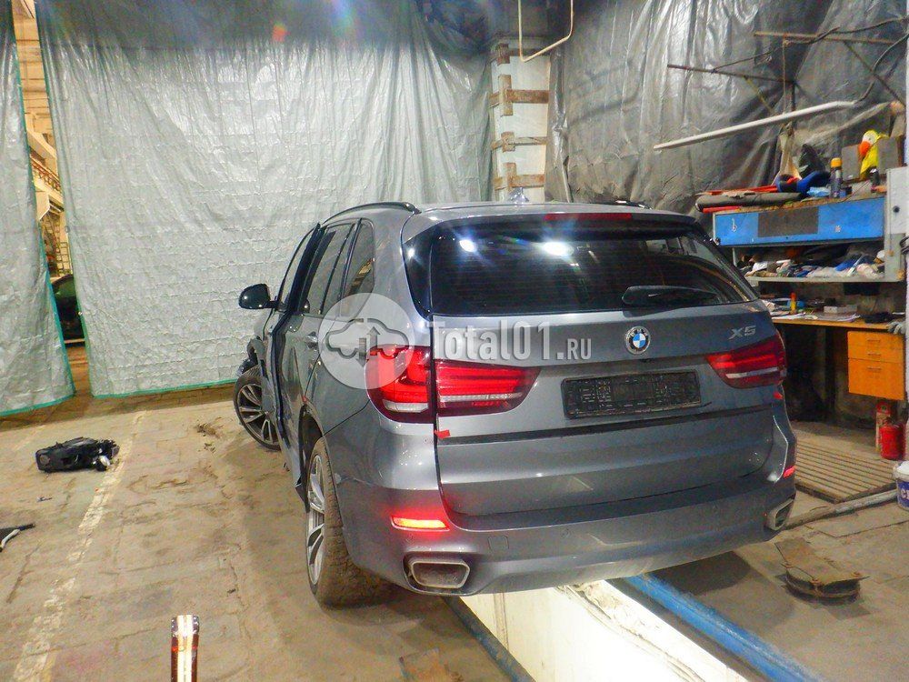 Фото BMW X5 8