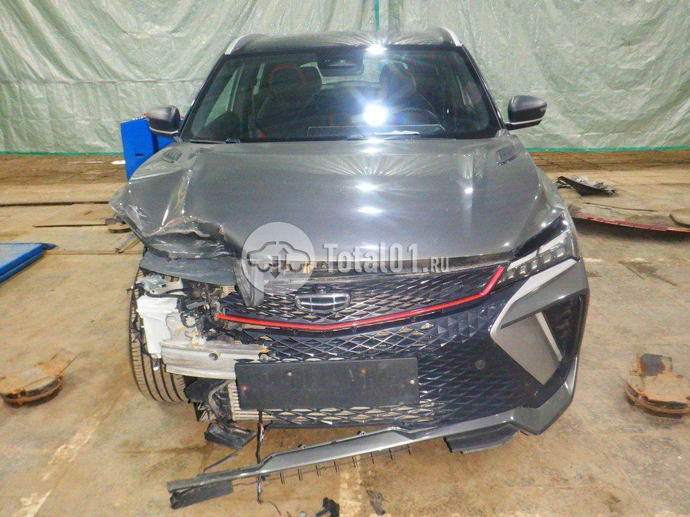 Фото Geely Coolray 4