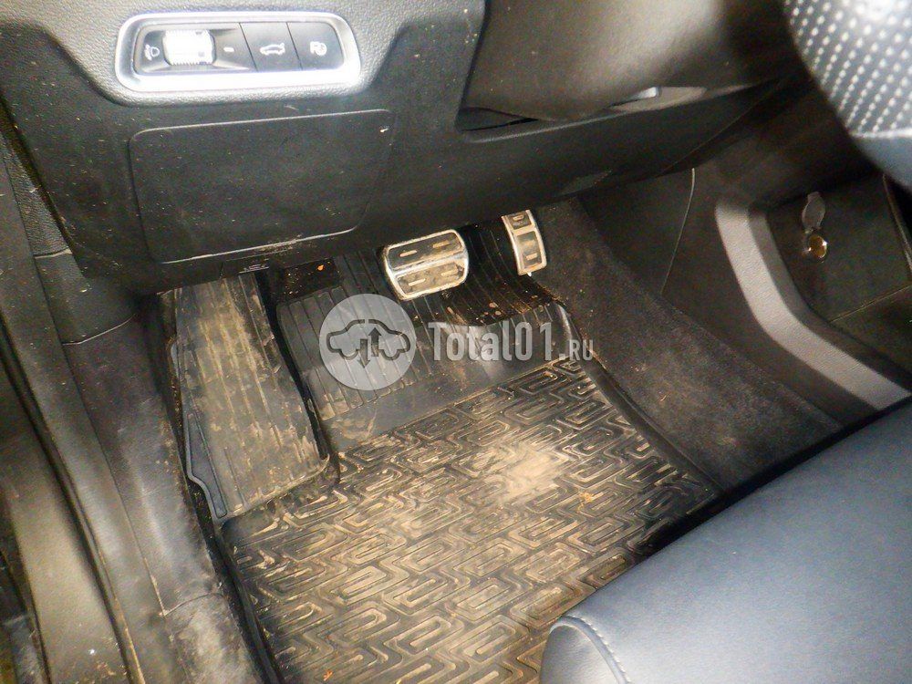 Фото Geely Coolray 26