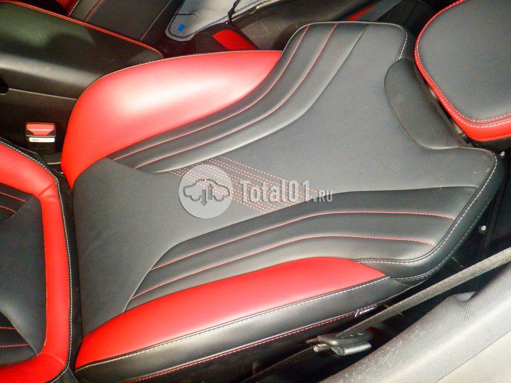 Фото Geely Coolray 40