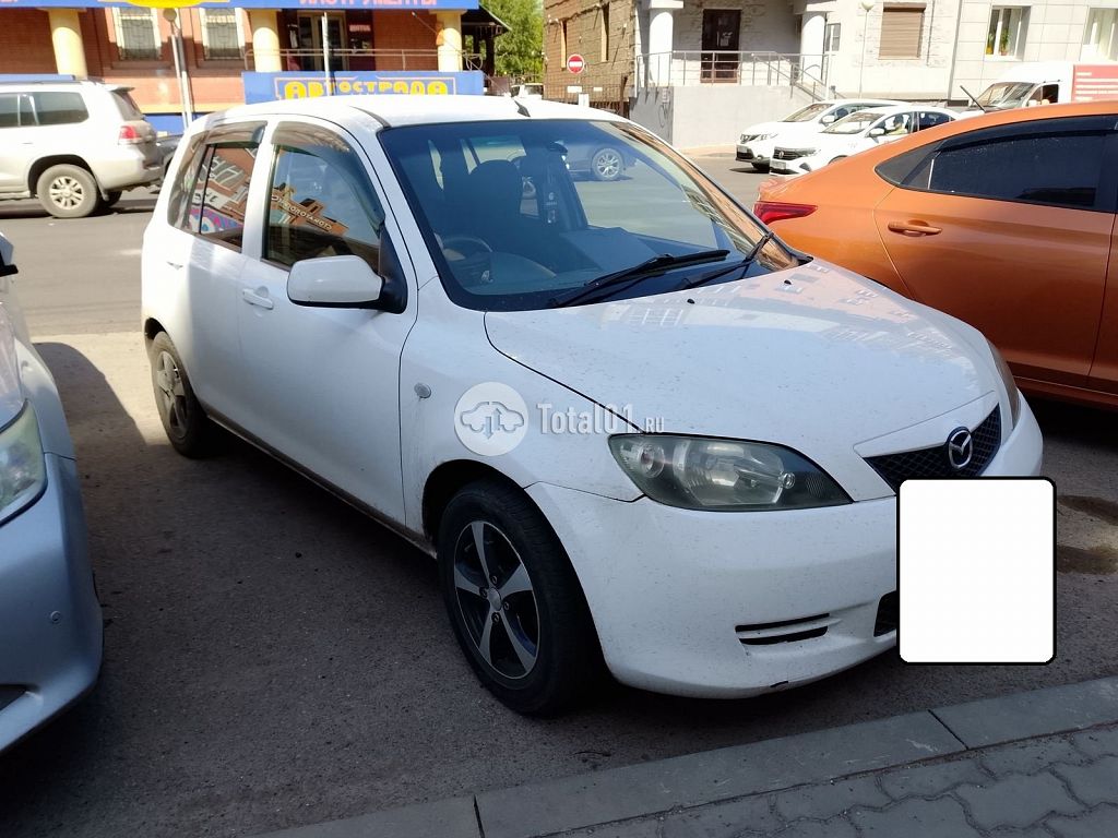 Фото Mazda Demio 2