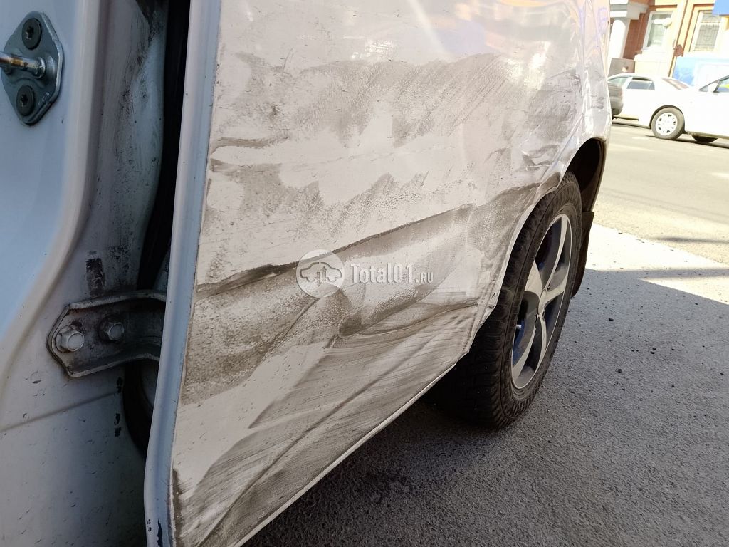 Фото Mazda Demio 34