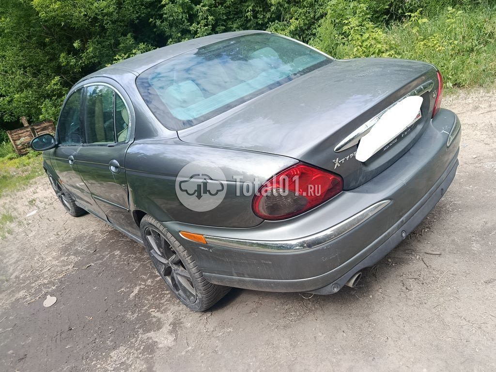 Фото Jaguar X-type 6