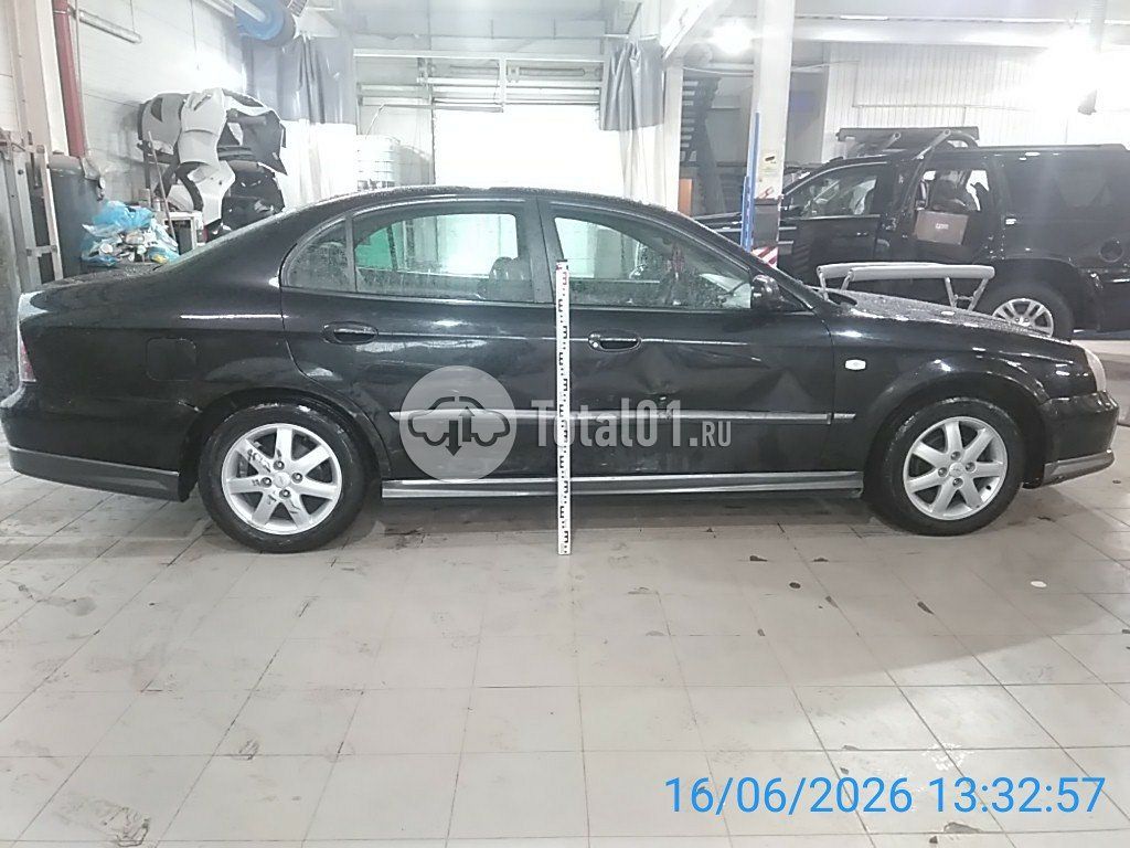 Фото Chevrolet Evanda 12