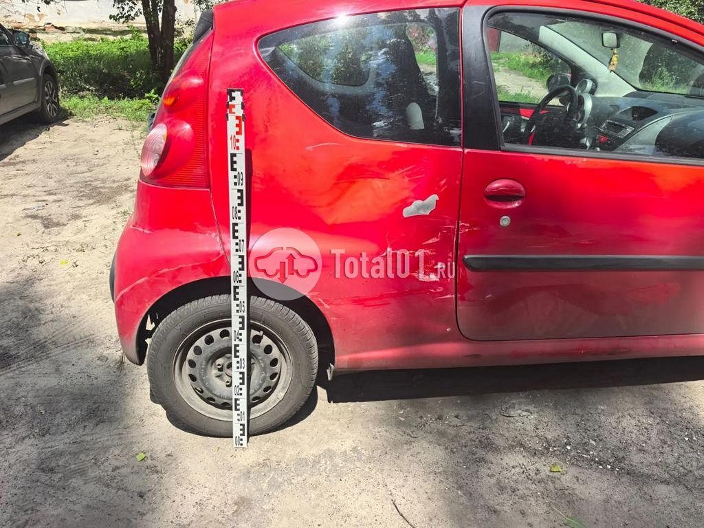 Фото Peugeot 107 24