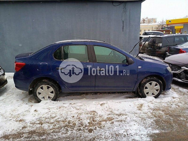 Фото Renault Logan 4