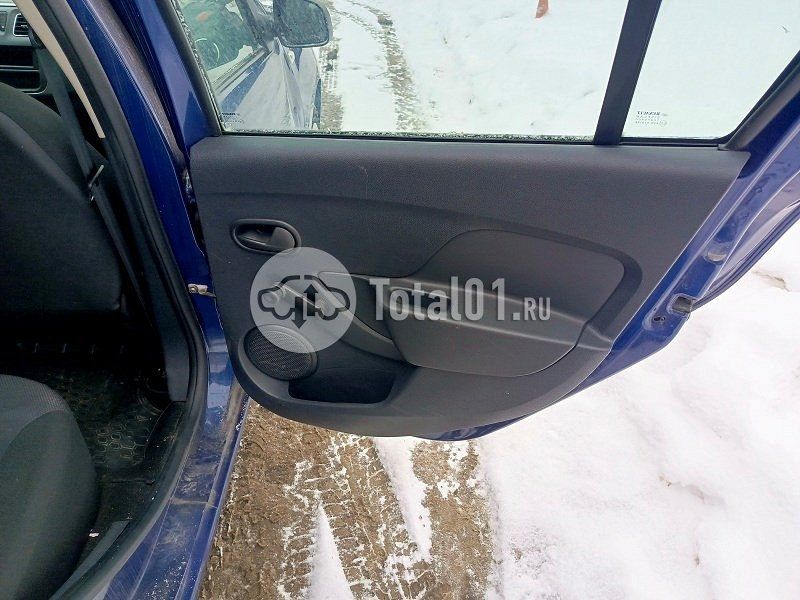 Фото Renault Logan 6
