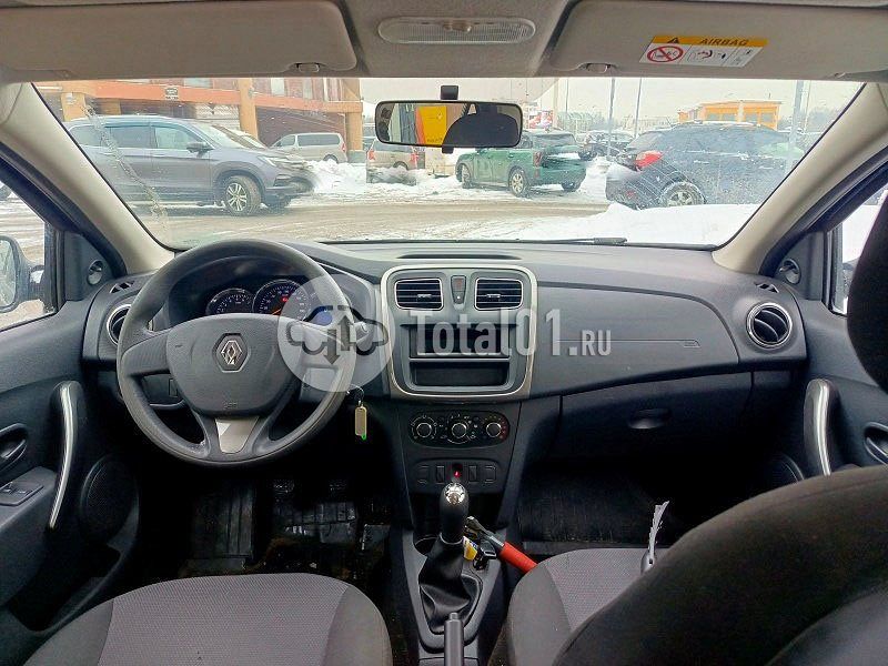 Фото Renault Logan 10