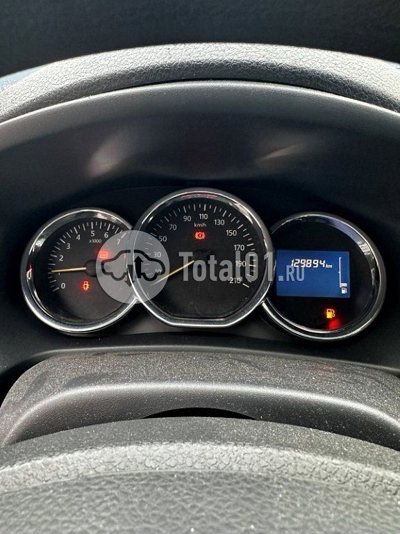 Фото Renault Logan 64