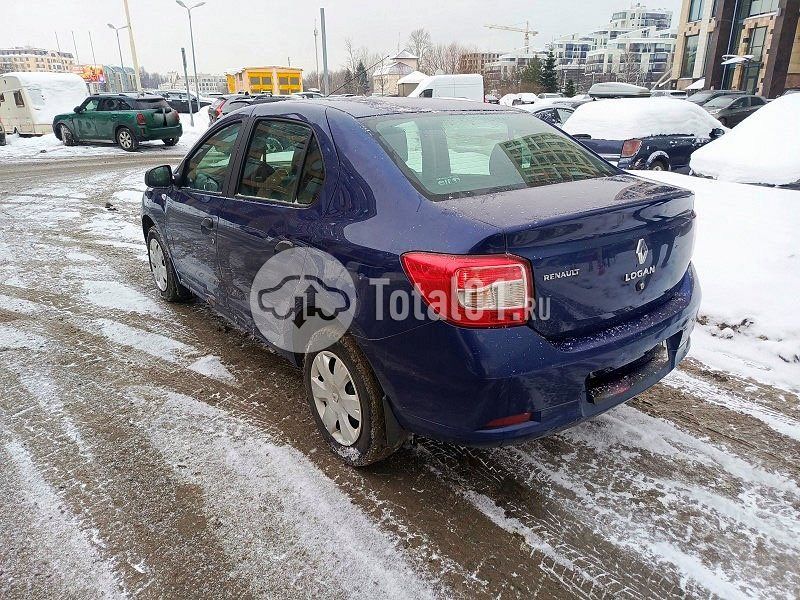 Фото Renault Logan 76