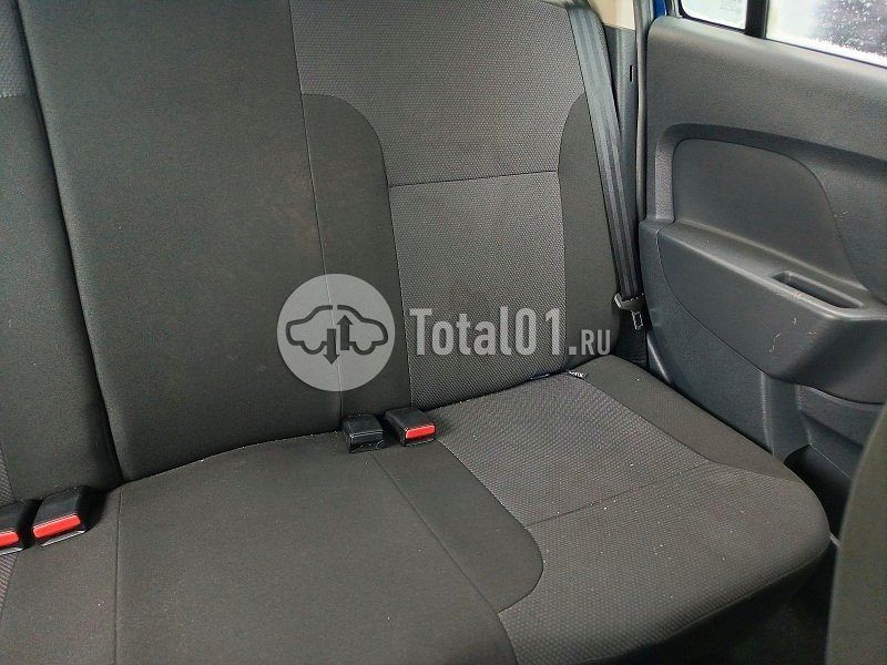 Фото Renault Logan 84