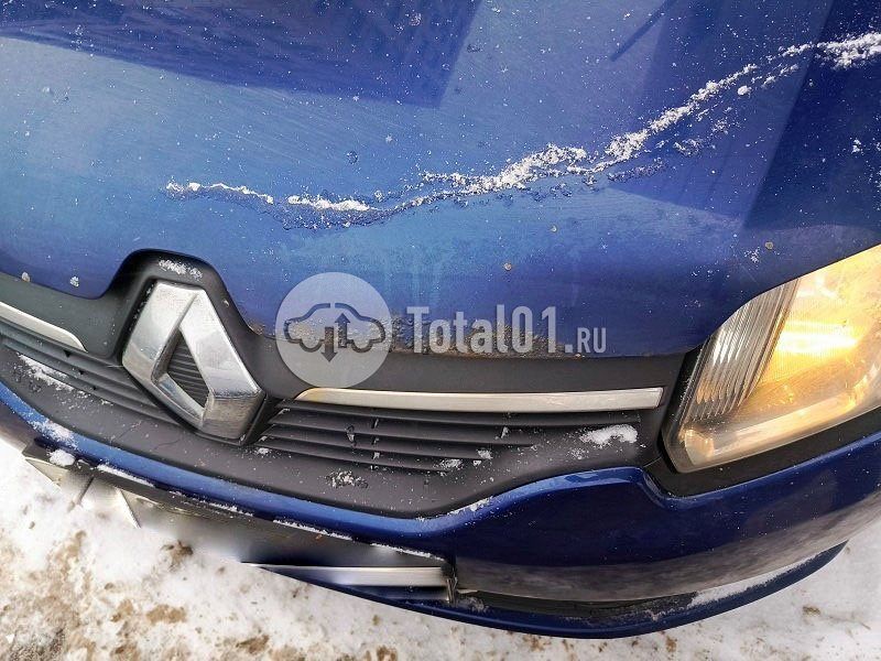 Фото Renault Logan 8