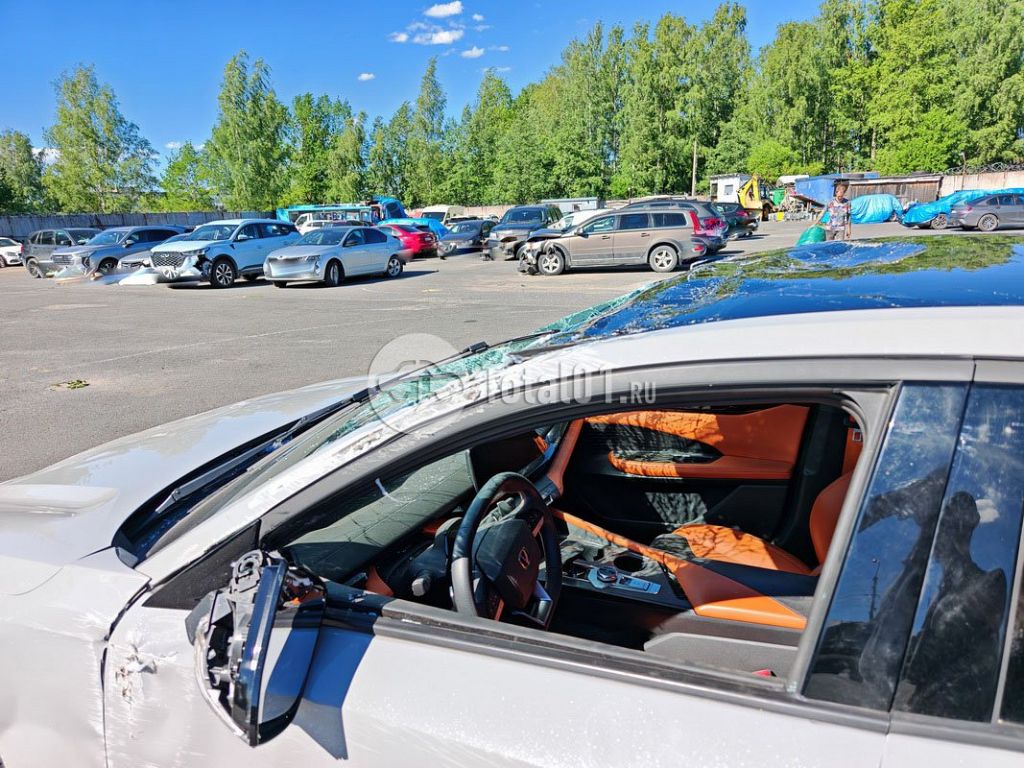 Фото Changan UNI-V 60