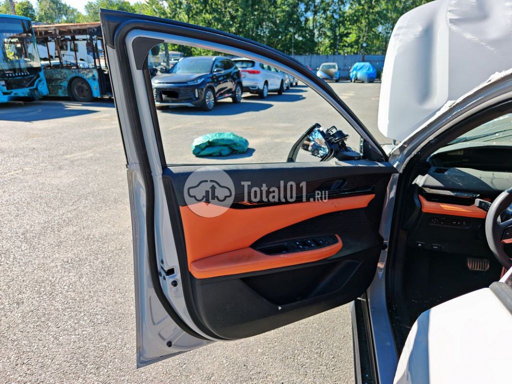 Фото Changan UNI-V 90