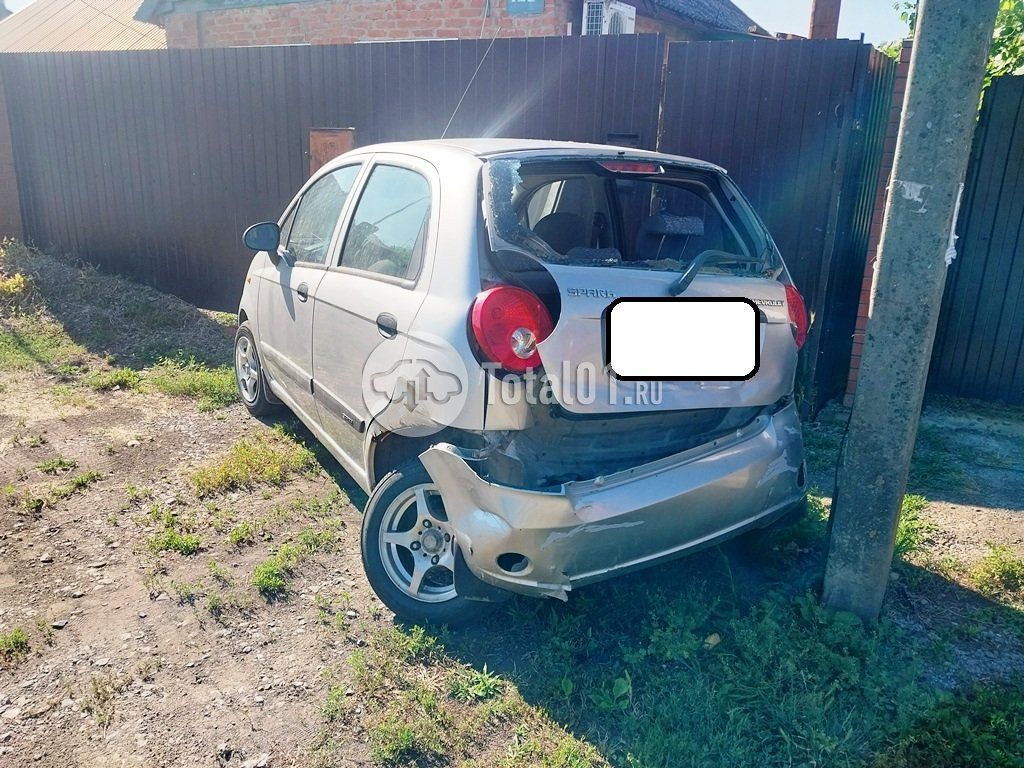 Фото Chevrolet Spark 10