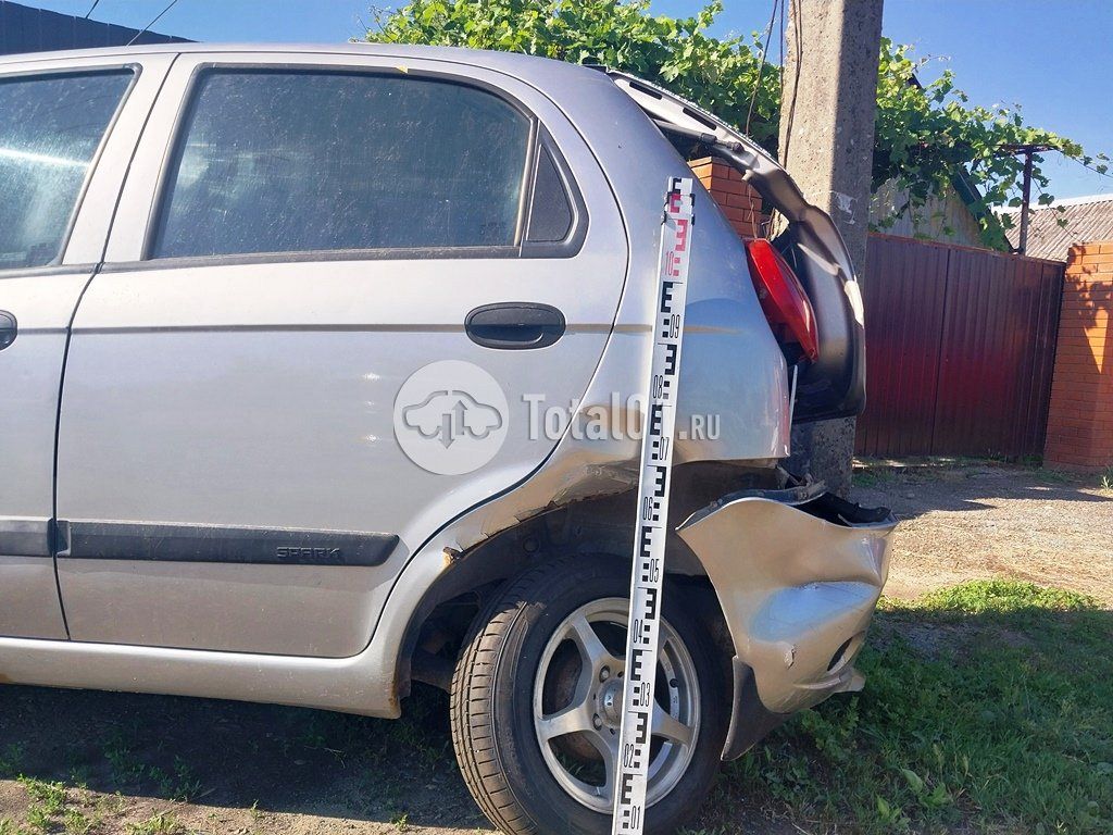 Фото Chevrolet Spark 26
