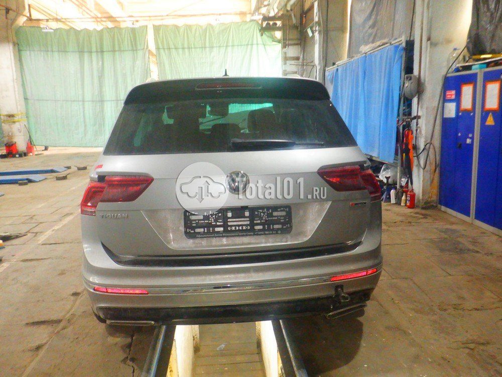 Фото Volkswagen Tiguan 10