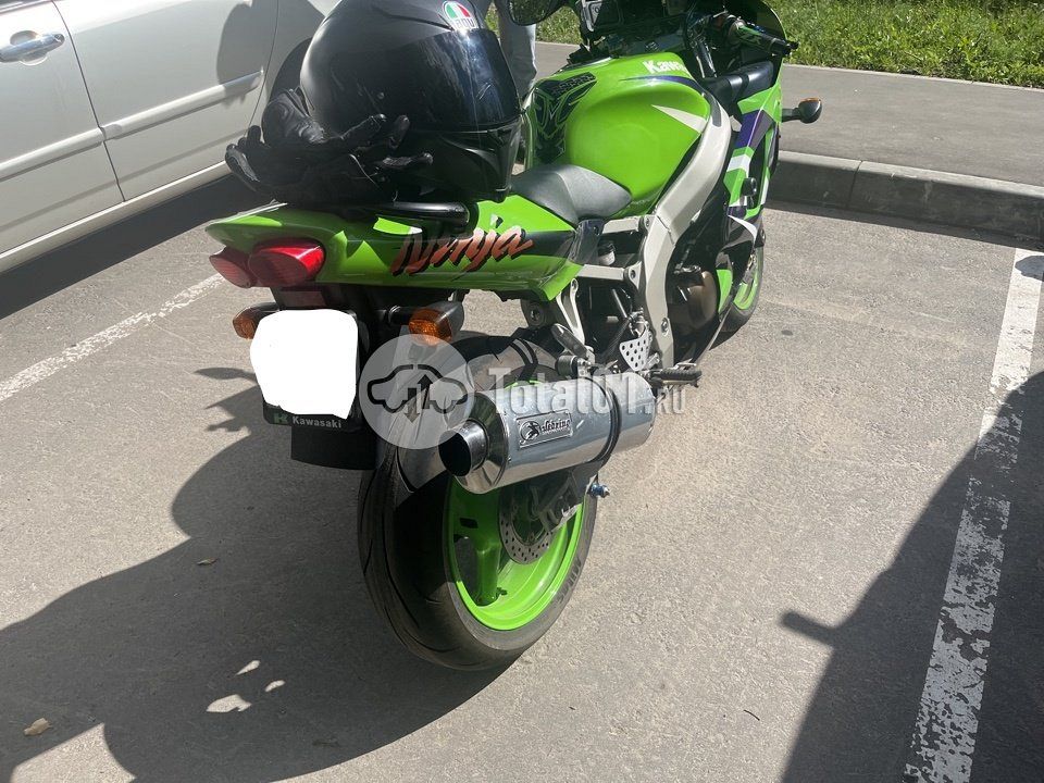 Фото Kawasaki ZX-9R 8