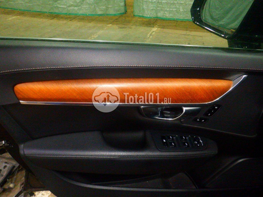 Фото Volvo S90 34