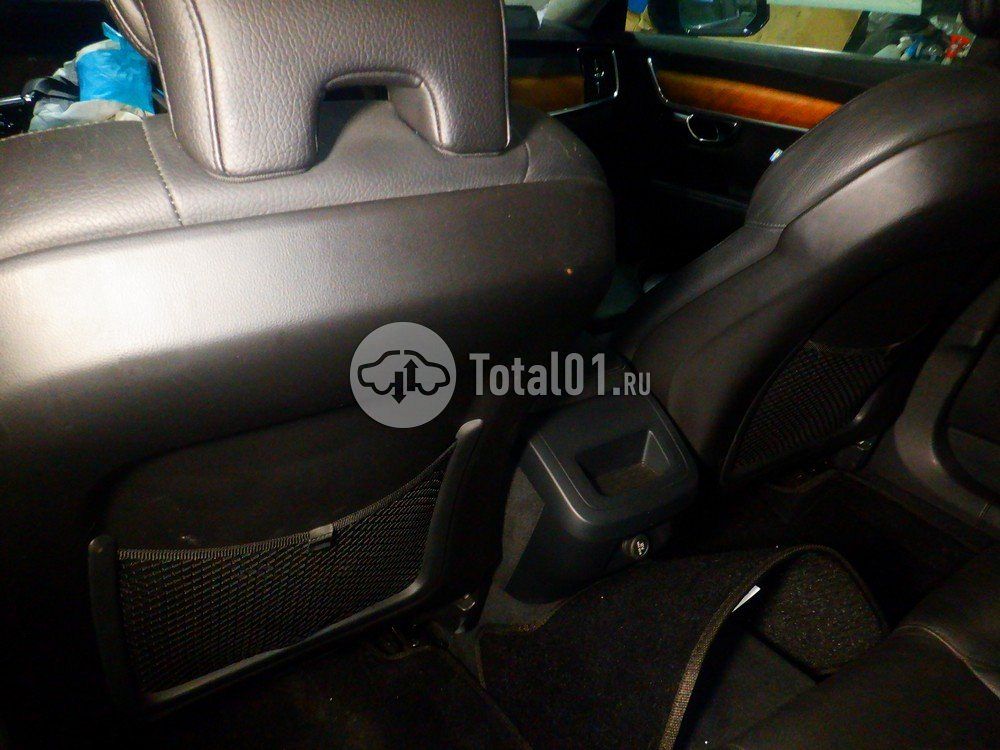Фото Volvo S90 60
