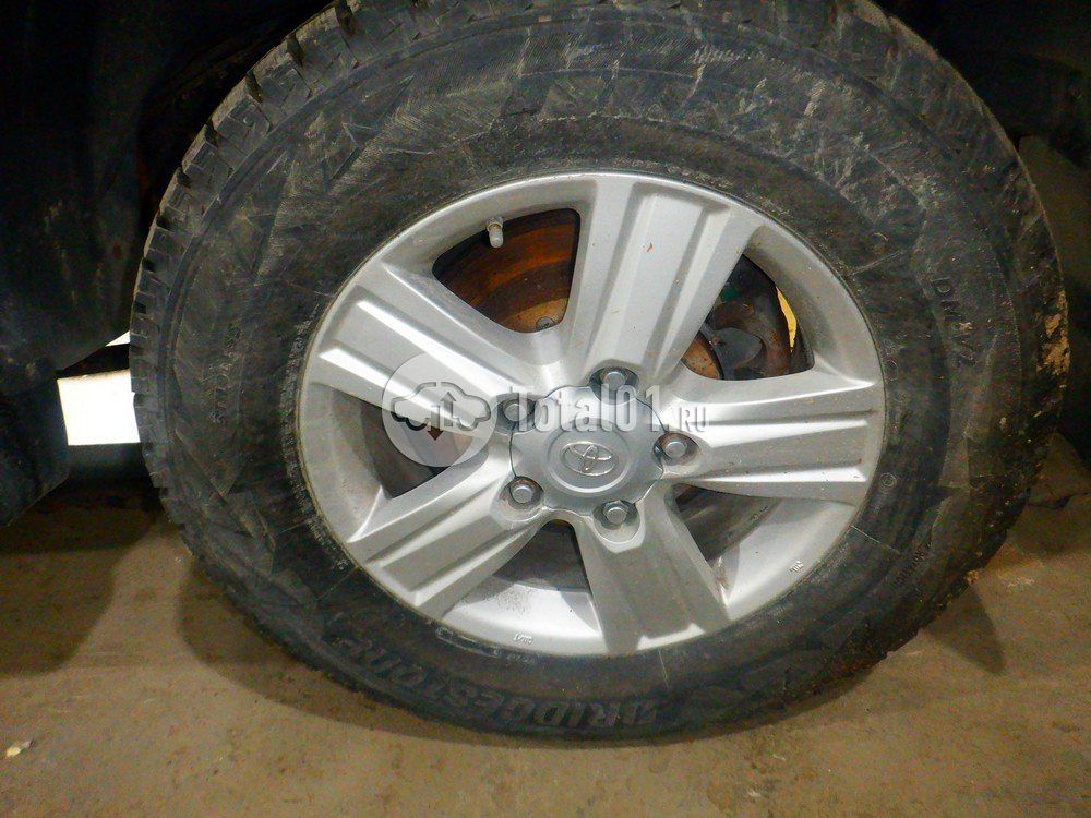 Фото Toyota Land Cruiser 28