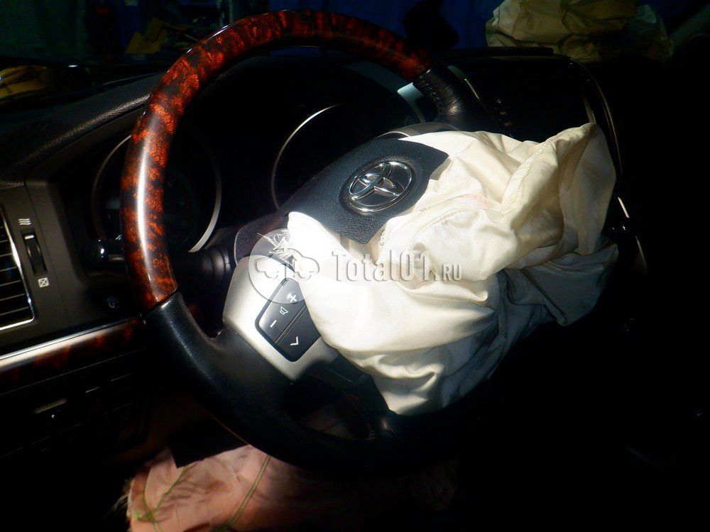 Фото Toyota Land Cruiser 48