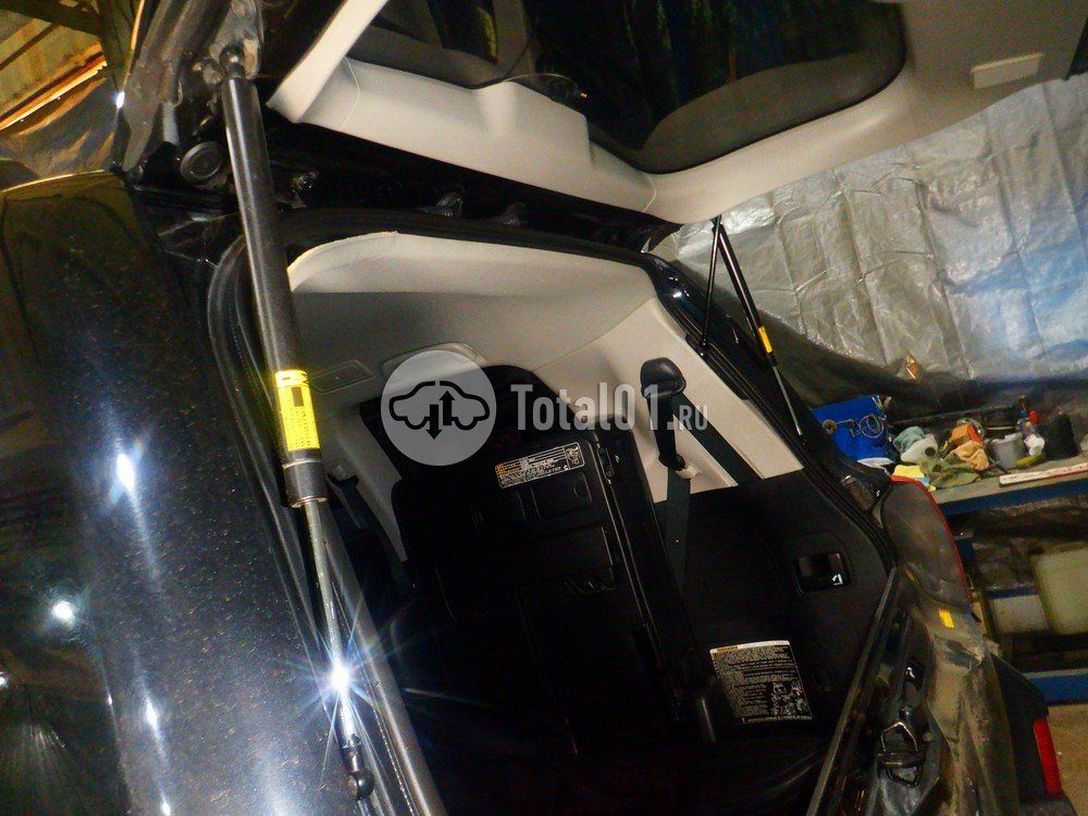 Фото Toyota Land Cruiser 90
