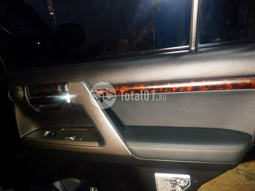 Фото Toyota Land Cruiser 104
