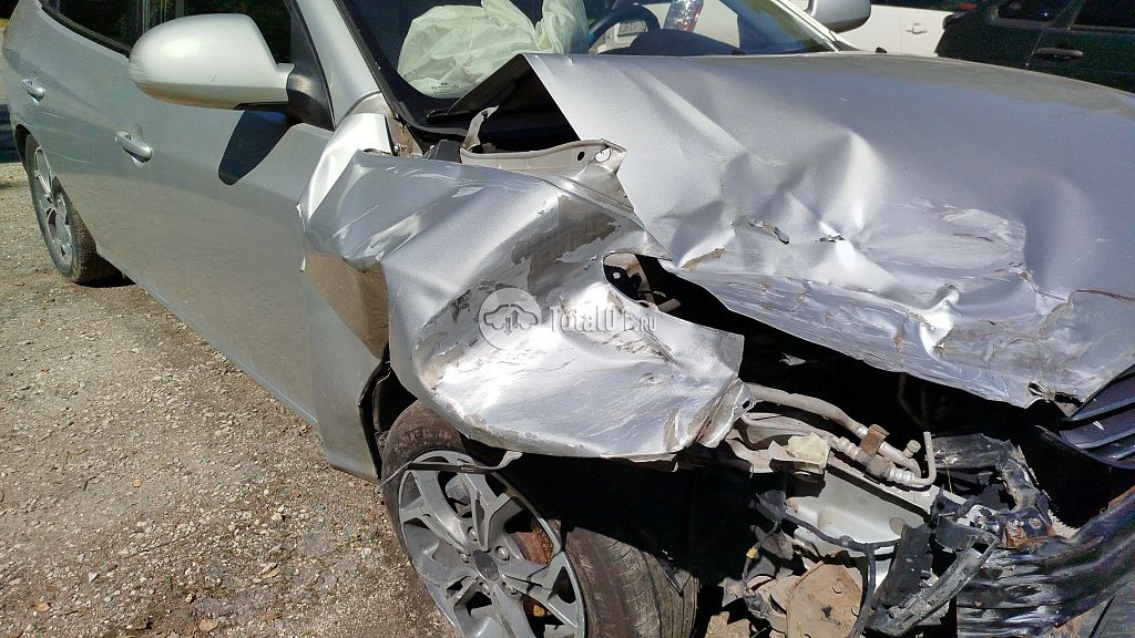 Фото Hyundai Elantra 14
