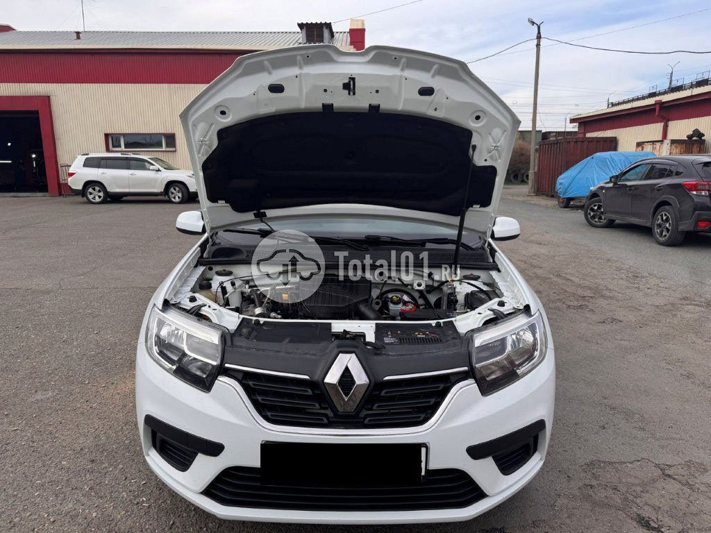 Фото Renault Logan 26